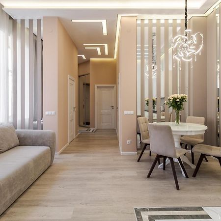 Royal Stylish Apartment In The Old City Lviv Exterior foto